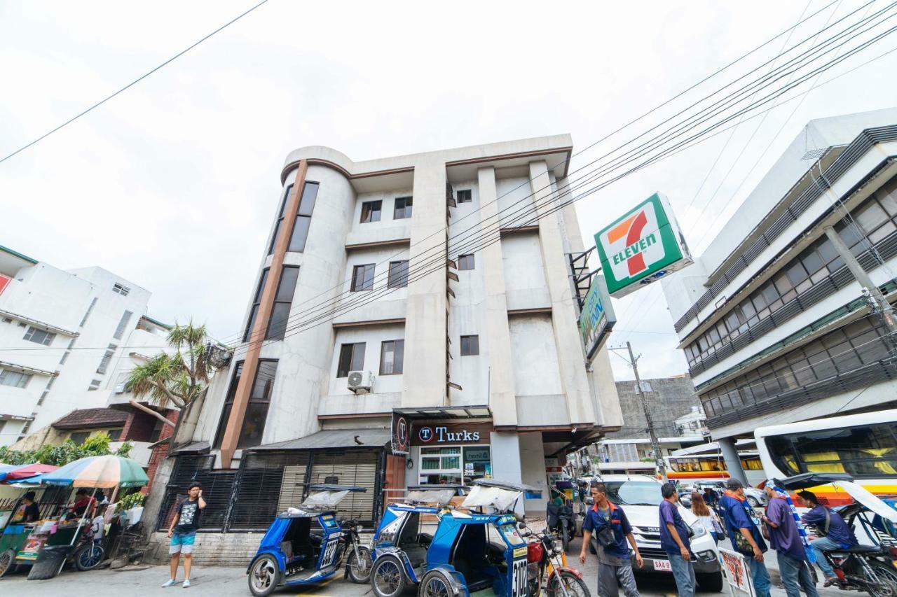 Reddoorz Near Olongapo Bus Terminal Otel Dış mekan fotoğraf